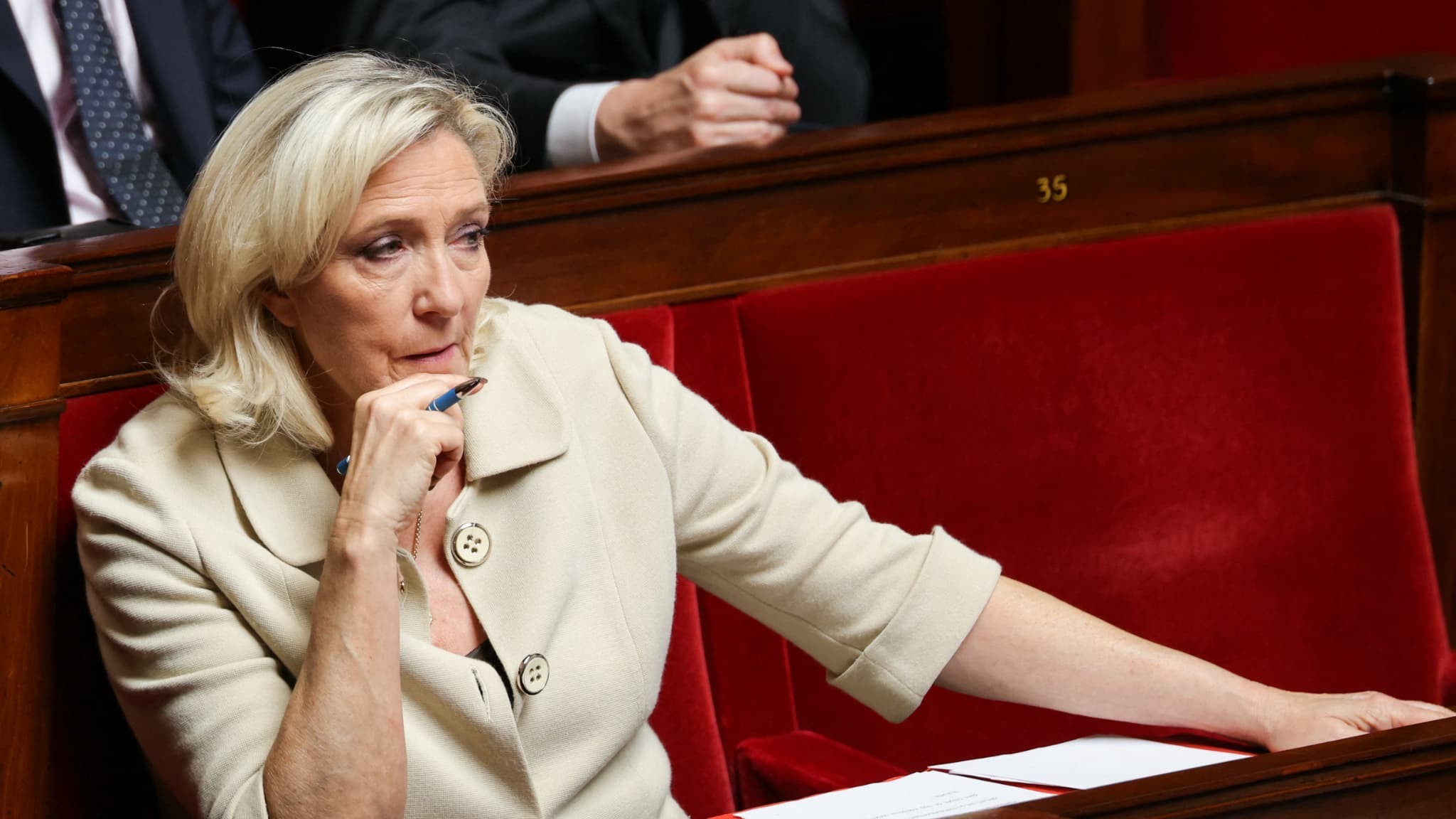 France : Marine Le Pen candidate malgré sa condamnation, un choc pour les électeurs