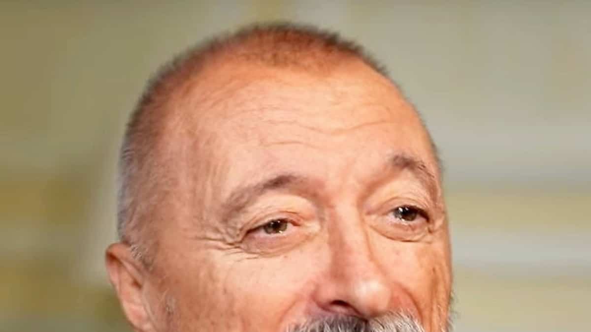 Guerre d'Espagne : Pérez-Reverte ravive la mémoire de l'Ebre pour éclairer le présent